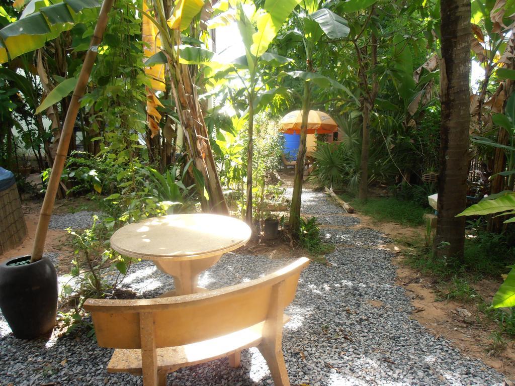 Firefly Guesthouse - The Berlin Angkor Siem Reap Zewnętrze zdjęcie