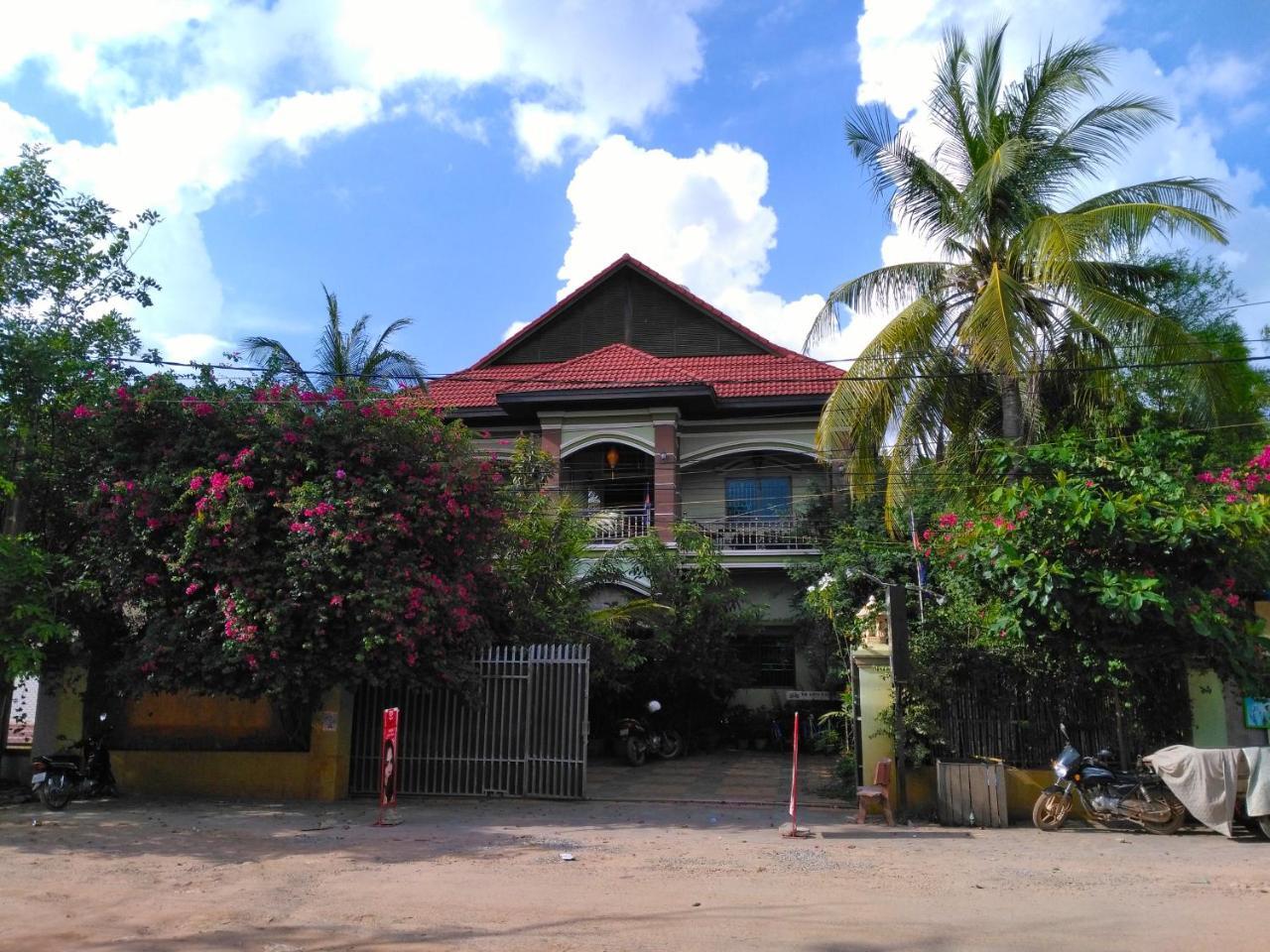 Firefly Guesthouse - The Berlin Angkor Siem Reap Zewnętrze zdjęcie
