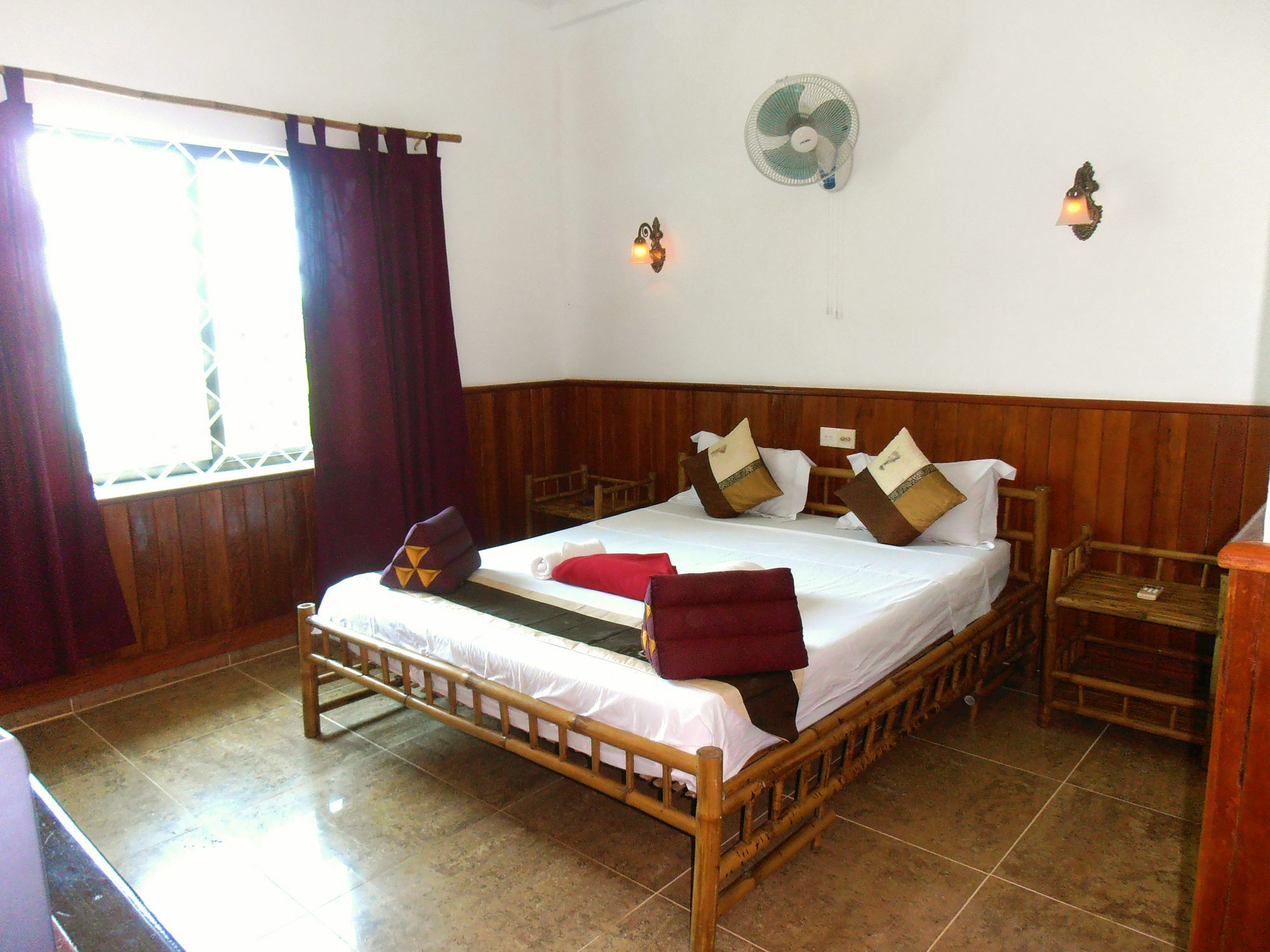 Firefly Guesthouse - The Berlin Angkor Siem Reap Zewnętrze zdjęcie